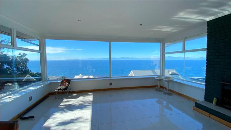5 Bedroom Property for Sale in Murdock Valley Western Cape